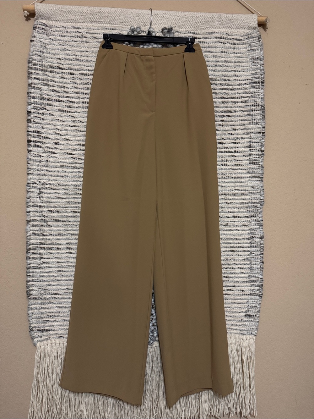 Zara Wide-Leg Trousers in Khaki